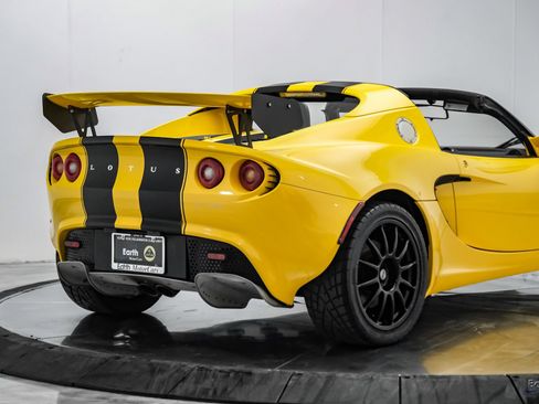 Used 2005 Lotus Elise RWD image 29