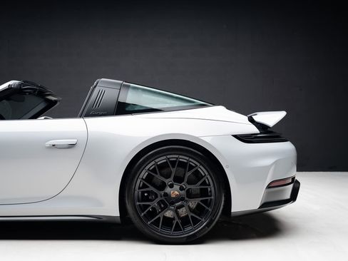 Used 2026 Porsche 911 Targa 4 GTS w/ Premium Package AWD/4WD image 23