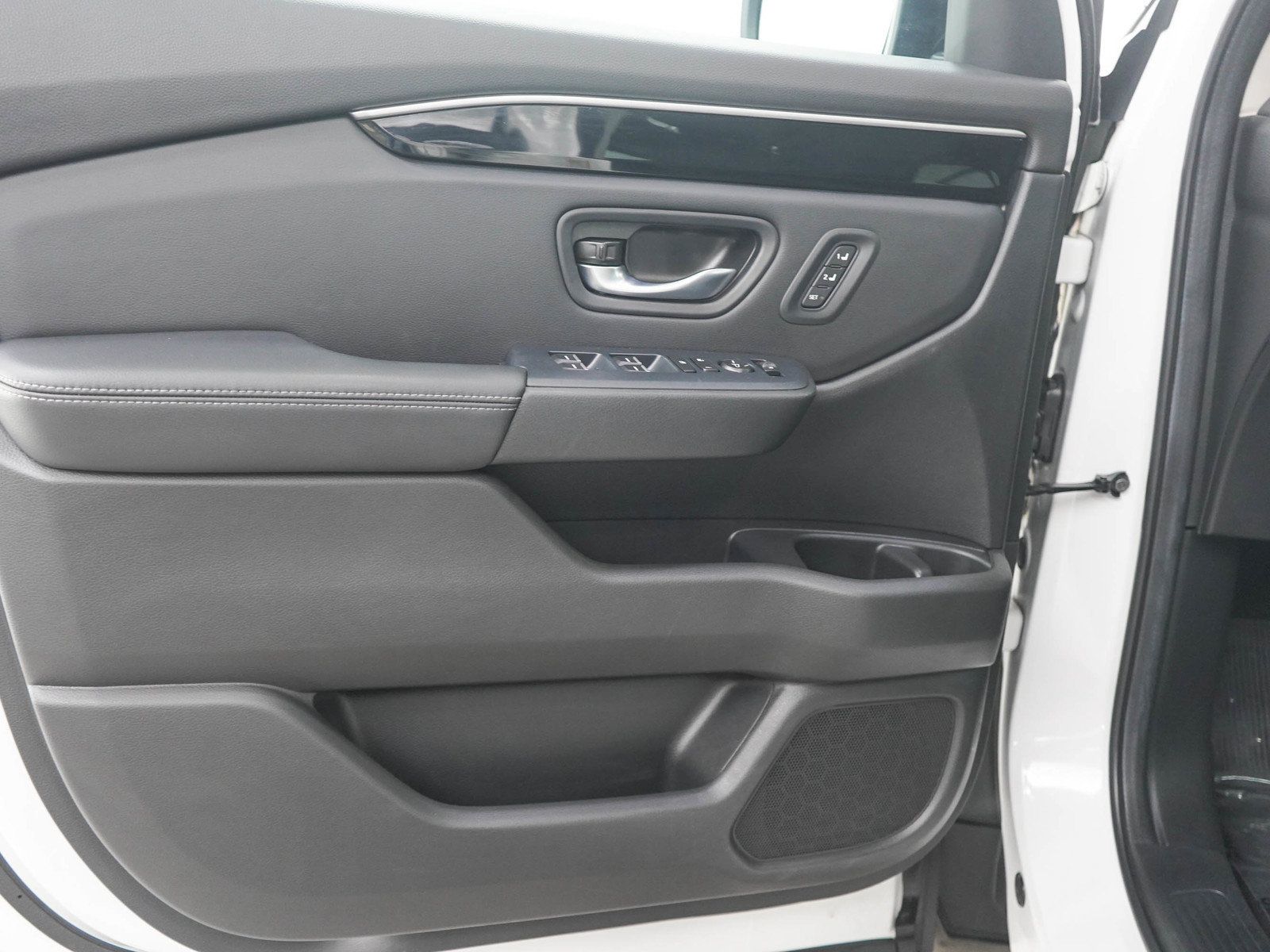 Used 2025 Honda Pilot Touring image 19