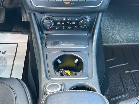 Used 2018 Mercedes-Benz GLA 250 image 21