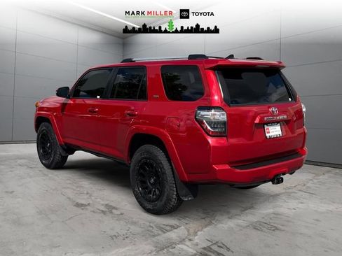 Used 2022 Toyota 4Runner SR5 Premium w/ Moonroof Package image 3