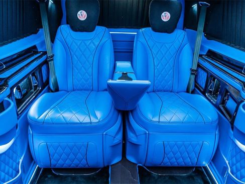 Used 2022 Mercedes-Benz Metris image 5