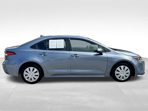 Used 2023 Toyota Corolla LE image 4
