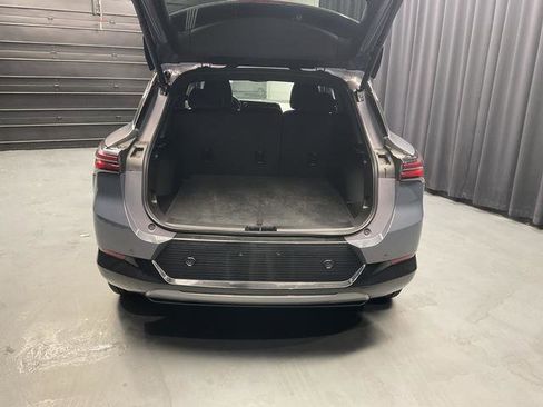 Used 2025 Chevrolet Equinox EV LT image 5