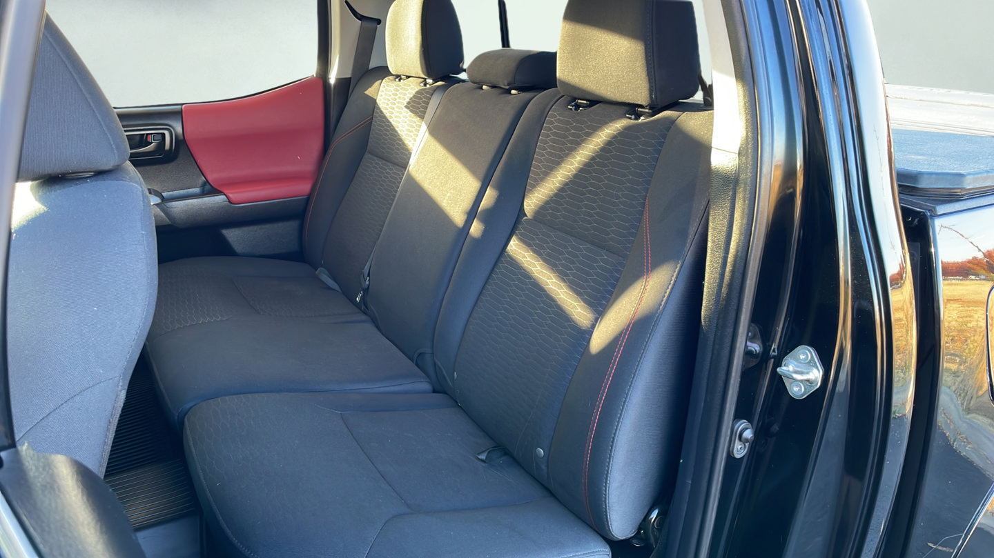 Certified 2019 Toyota Tacoma SR5 AWD/4WD image 19