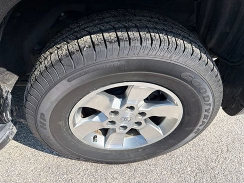 Used 2013 Toyota 4Runner SR5 w/ Convenience Pkg RWD image 18