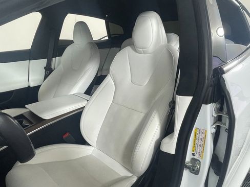 Used 2023 Tesla Model S Standard Range image 25