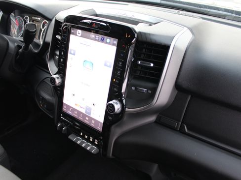 Used 2025 RAM 2500 Big Horn image 21