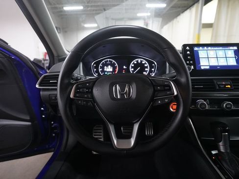 Used 2021 Honda Accord Sport Special Edition image 4