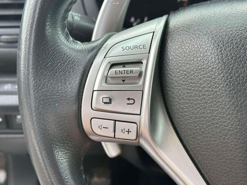 Used 2017 Nissan Altima 2.5 SR FWD image 21