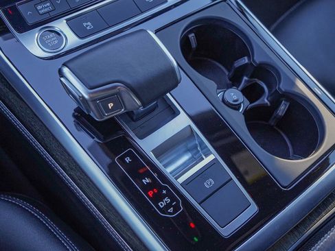 Used 2025 Audi Q7 3.0T Premium Plus w/ Premium Plus Package image 19