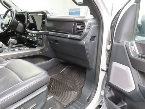 Used 2025 Ford F150 Lariat w/ Equipment Group 502A High AWD/4WD image 43