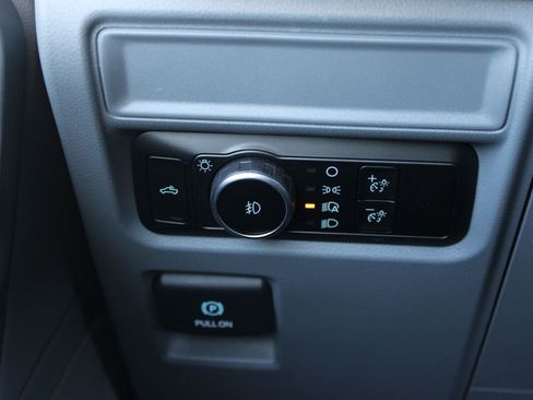 Used 2024 Ford F150 XLT w/ FX4 Off-Road Package image 40