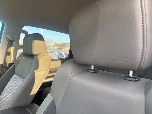 Used 2018 Toyota Tundra SR5 image 9