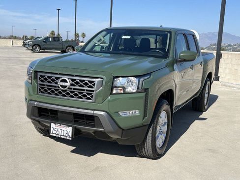 Used 2024 Nissan Frontier SV w/ SV Convenience Package image 1