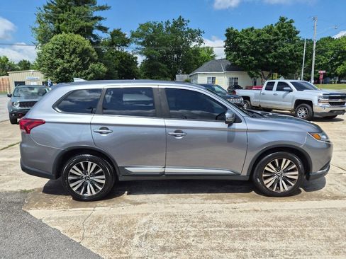 Used 2019 Mitsubishi Outlander SEL FWD image 4