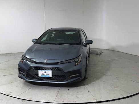Used 2021 Toyota Corolla SE w/ SE Premium Package image 7