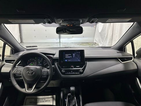 Used 2025 Toyota Corolla SE image 41