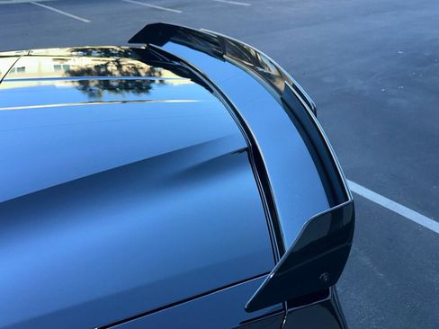 Used 2015 Chevrolet Corvette Z06 w/ 3LZ Preferred Equipment Group RWD image 27