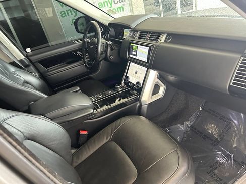 Used 2019 Land Rover Range Rover Supercharged AWD/4WD image 26