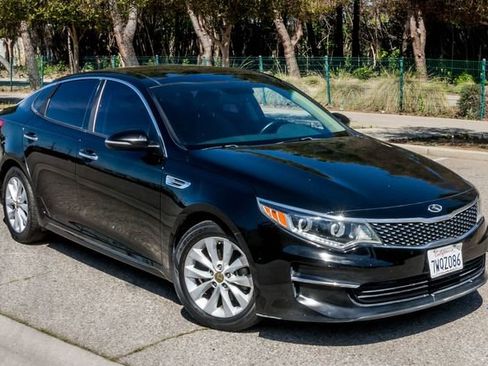 Used 2016 Kia Optima EX w/ Premium Package image 56