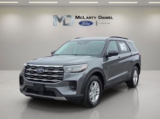 New 2026 Ford Explorer Active RWD video 2