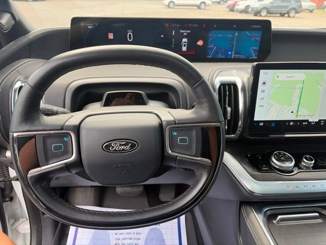 Used 2025 Ford Expedition Max Platinum w/ Stealth Appearance Package AWD/4WD image 12