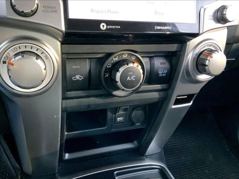 Used 2023 Toyota 4Runner TRD Sport image 32