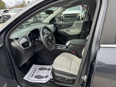 Used 2022 Chevrolet Equinox LT