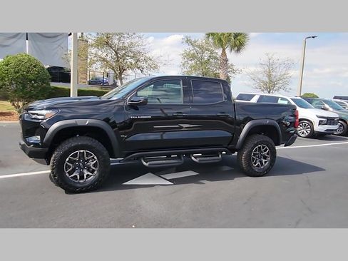 New 2026 Chevrolet Colorado ZR2 w/ Technology Package image 17