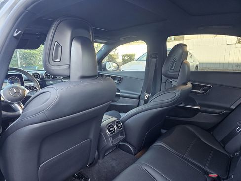 Used 2023 Mercedes-Benz C 300 Sedan image 8