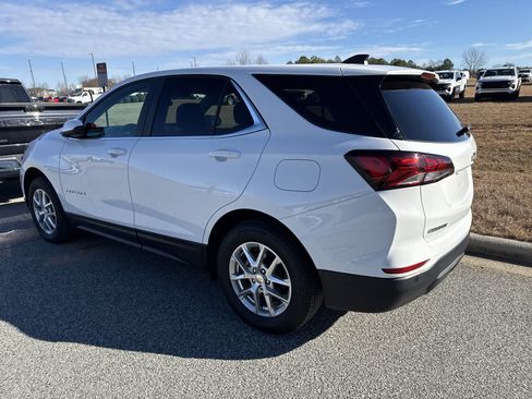 Used 2022 Chevrolet Equinox LT image 8