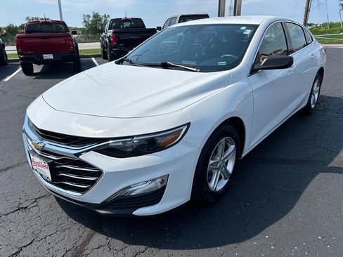 Used 2023 Chevrolet Malibu LS FWD image 9