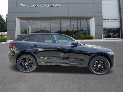 New 2026 Jaguar F-PACE R-Dynamic S image 4