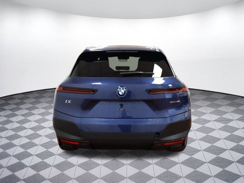 Used 2025 BMW iX xDrive50 w/ Premium Package image 8