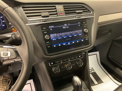Used 2021 Volkswagen Tiguan S image 16
