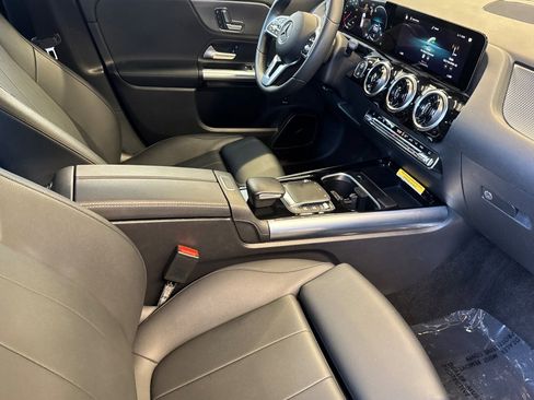Used 2023 Mercedes-Benz GLA 250 image 21