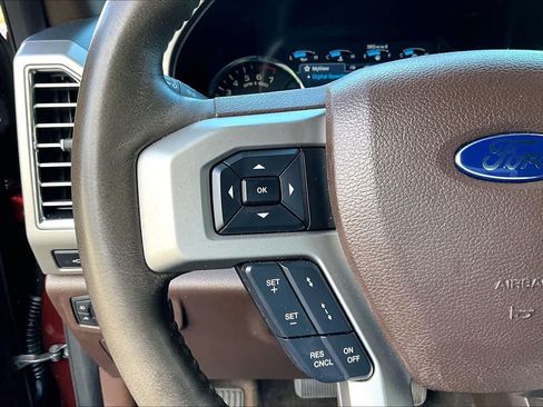 Used 2015 Ford F150 King Ranch w/ Equipment Group 601A Luxury AWD/4WD image 24