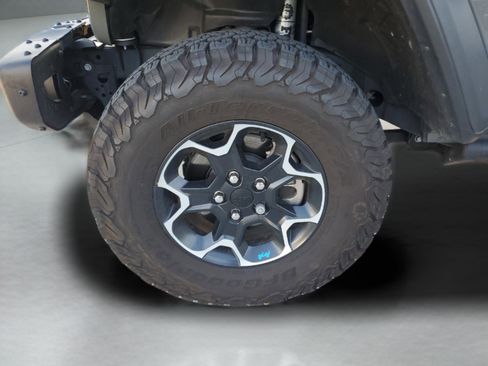 Used 2022 Jeep Wrangler Unlimited Rubicon 4xe w/ Steel Bumper Group image 28