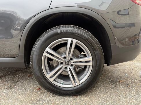 Used 2022 Mercedes-Benz GLC 300 4MATIC image 9