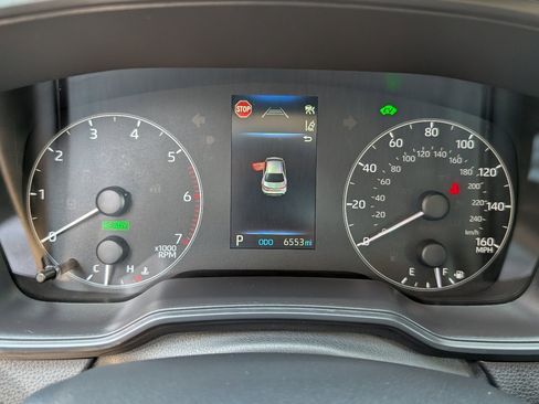 Used 2025 Toyota Corolla LE image 19