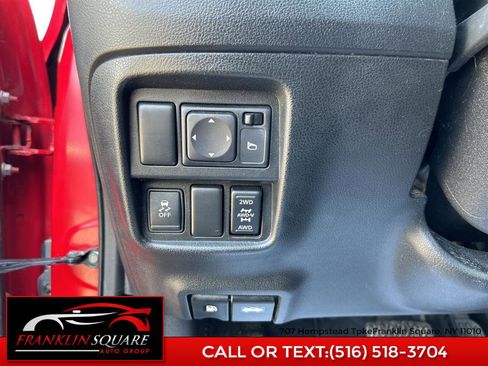 Used 2015 Nissan Juke S image 41