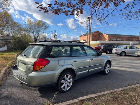 Used 2006 Subaru Outback 2.5i Special Edition image 6