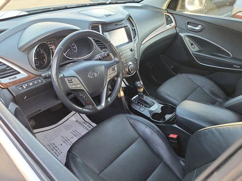 Used 2019 Hyundai Santa Fe XL SE w/ SE Premium Package 02 image 3