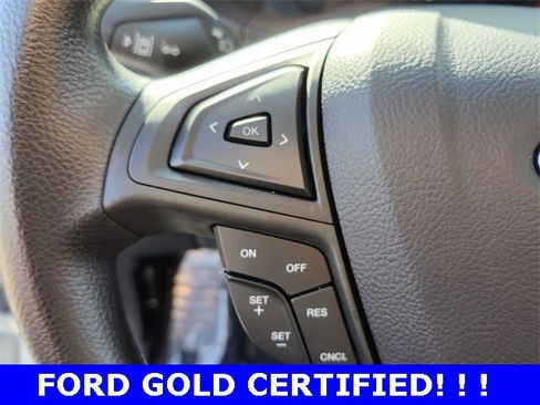 Used 2024 Ford Edge SE w/ Black Appearance Package image 22