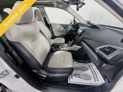 Used 2024 Subaru Forester Premium AWD/4WD image 27