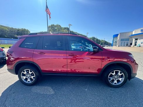 Used 2023 Honda Passport TrailSport image 6