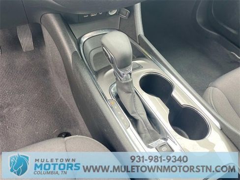 Used 2023 Chevrolet Malibu LT image 22