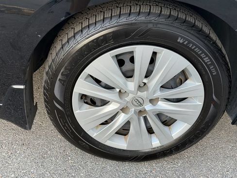 Certified 2024 Nissan Sentra S FWD image 19