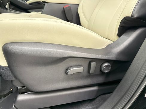 New 2026 Subaru Ascent Limited image 13